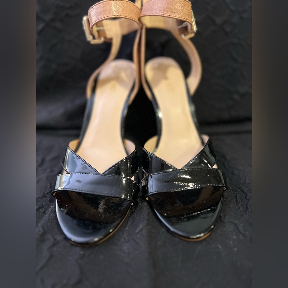 Black & Tan Nine West Wedge